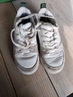 Jungen Schuhe Sneaker Zara beige weiß grün 31 Nordrhein-Westfalen - Alsdorf Vorschau