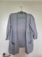 Jacke Jäckchen Cardigan Bolero Strickjacke S.Oliver Größe 40 Brandenburg - Groß Kreutz Vorschau