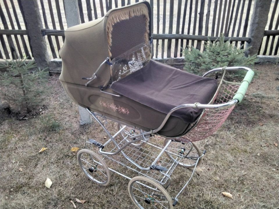 DDR Kinderwagen Zekiwa Cord braun in Moritzburg