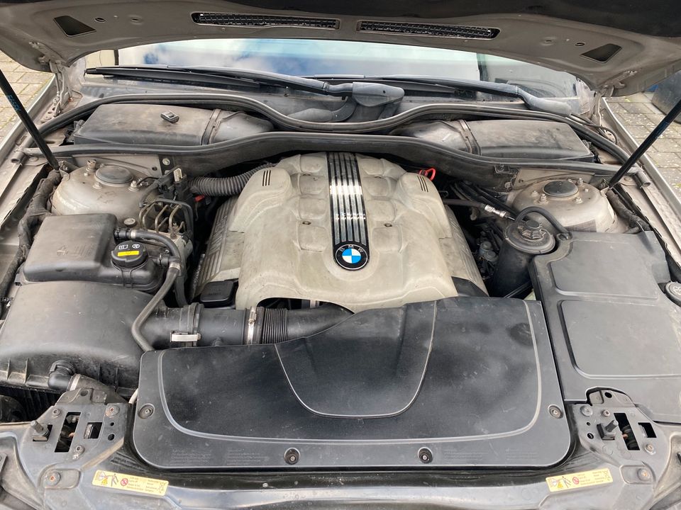 BMW 735i V8 E65 in Frankfurt am Main