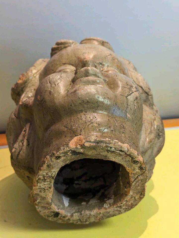 Alter antiker Terrakotta Kopf in Puderbach