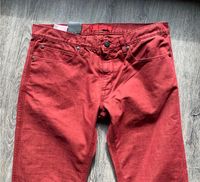 NEU Original Hugo Boss Herren Jeans rot W31 L34 Nordrhein-Westfalen - Issum Vorschau