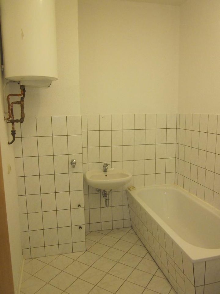 *BIRI* - kleine 3-Raum-Wohnung in zentrumsnaher Lage in Plauen