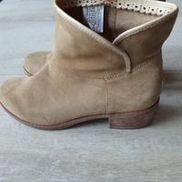 Stiefel, Boots, UGG, Gr.39, TOTAL NEU! beige, echtes WildLeder Köln - Zollstock Vorschau