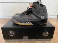 Off-White Jordan 5 Retro Musselin, Gr. 42 / US 8,5 Berlin - Neukölln Vorschau