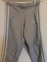 Leggings Adidas Größe 32 Niedersachsen - Schiffdorf Vorschau