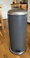 Ikea Mjösa Mülleimer 30l Treteimer Metall Klappdeckel Nordrhein-Westfalen - Meerbusch Vorschau