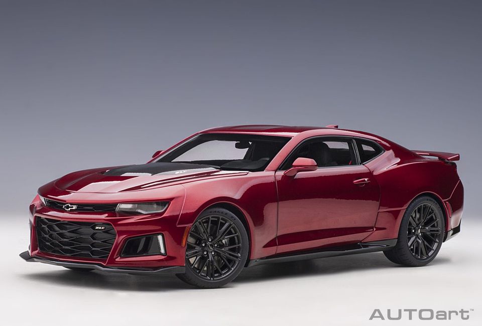 1/18 AUTOart Chevrolet Camaro ZL1 2017 - dunkelrot - 71208 in Kamen