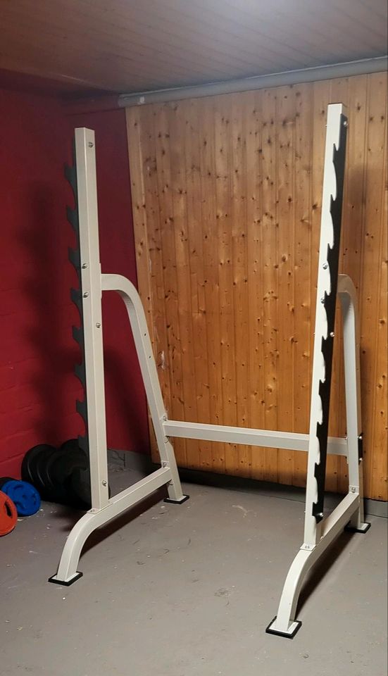 Gorilla Sports Power Squat Rack in Sankt Augustin