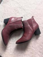 Stiefelletten Pumps weinrot Leder Gr 39 5th Avenue wie neu Nordrhein-Westfalen - Langenfeld Vorschau