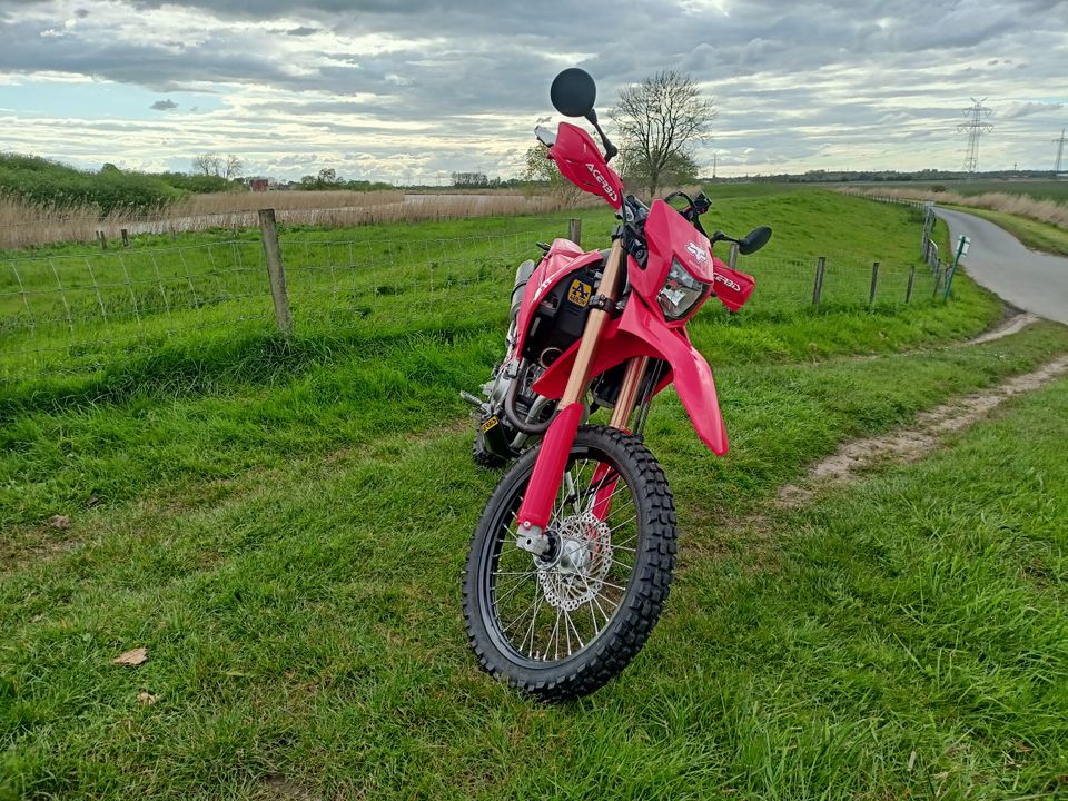 Honda CRF 250L + viele EXTRAS in Nortmoor