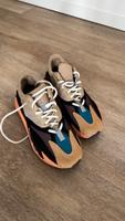 Yeezy Boost 700 Enflame Amber Gr. 42 Berlin - Treptow Vorschau