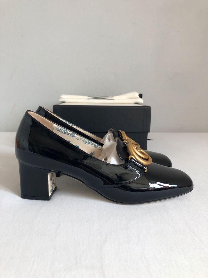 Gucci Marmont Victoire Lackleder Pumps Schuhe Mid High Heel 37.5 in München