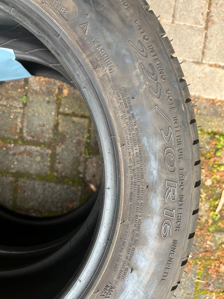 Sommerreifen  2xMichelin 225/50 R16, 2xContinental 205/55 R16 in Wadersloh