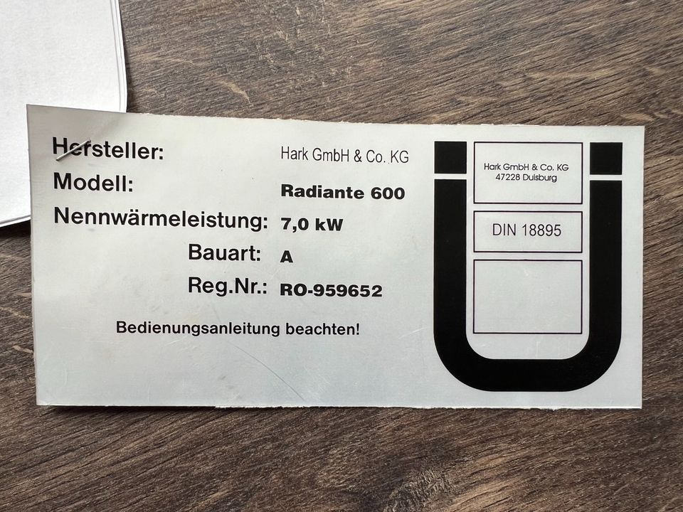 Hark Radiante 600 Kamineinsatz Wasserführend Ofen in Neu Wulmstorf