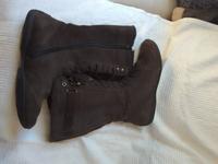 Winterstiefel von Esprit dunkelbraun Gr. 38 Wildleder mit Reißver Hessen - Bad Camberg Vorschau