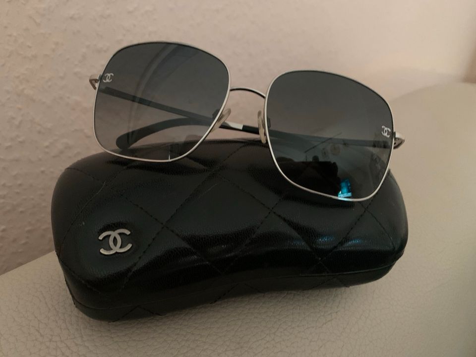 CHANEL Sonnenbrille Vintage Pilotenbrille Mega in Bendorf