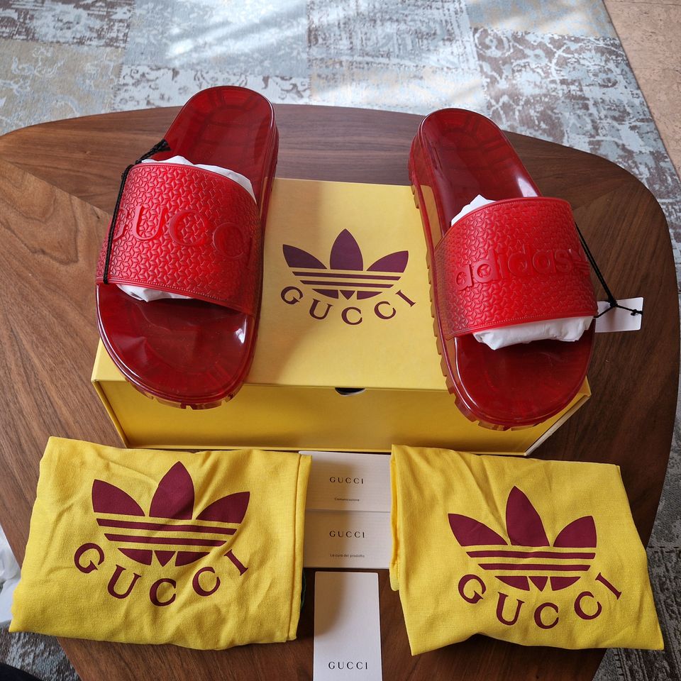 Adidas x Gucci Limited Slides Herren Rot Größe 46 Store-Preis 350 in Esslingen