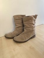 Gemütliche Wildleder Boots Stiefeletten Frankfurt am Main - Sachsenhausen Vorschau