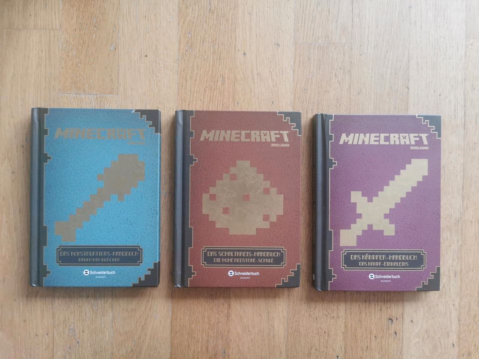 3x Minecraft Handbuch Mojang Paket in Düsseldorf