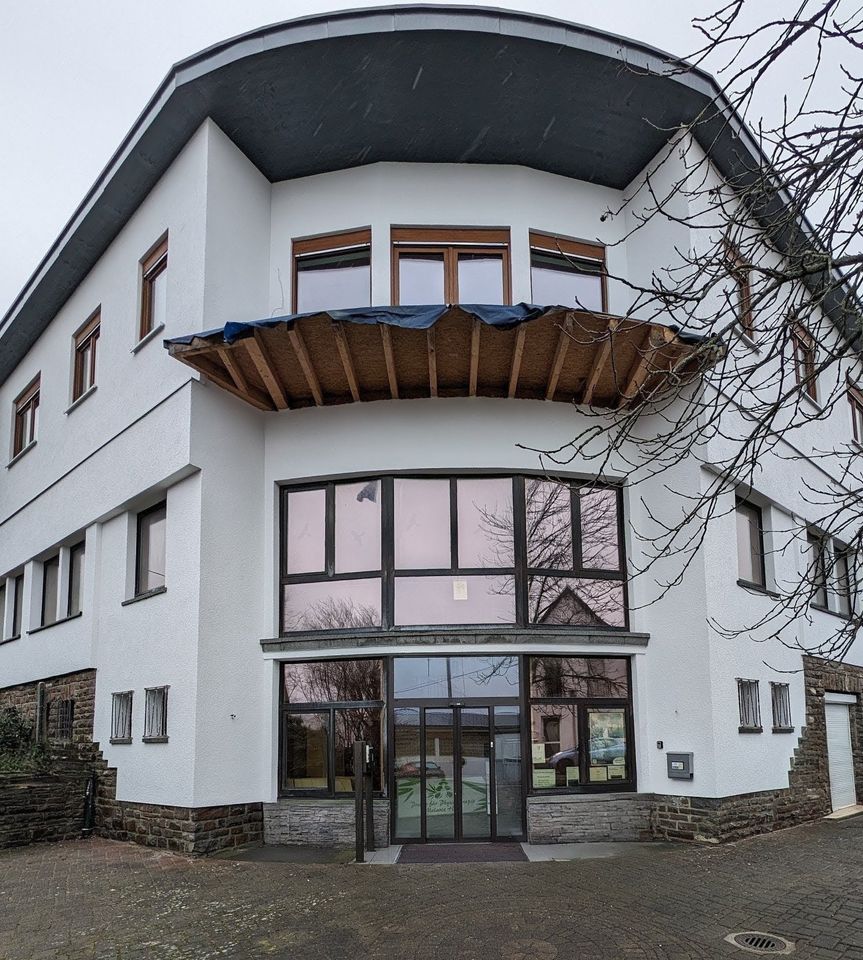 Büro Bürofläche Praxis Zahnarztpraxis in Blankenrath