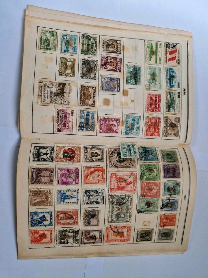 Stamps Briefmarkensammlung Kellerfund Tausende in Freising
