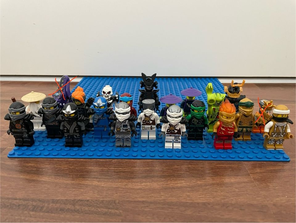 Lego Ninjago Figuren+Zubehör in Weyhe