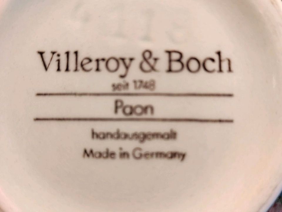 Eine kleine Vase von Villeroy und Boch  " PAON " in Silberstedt