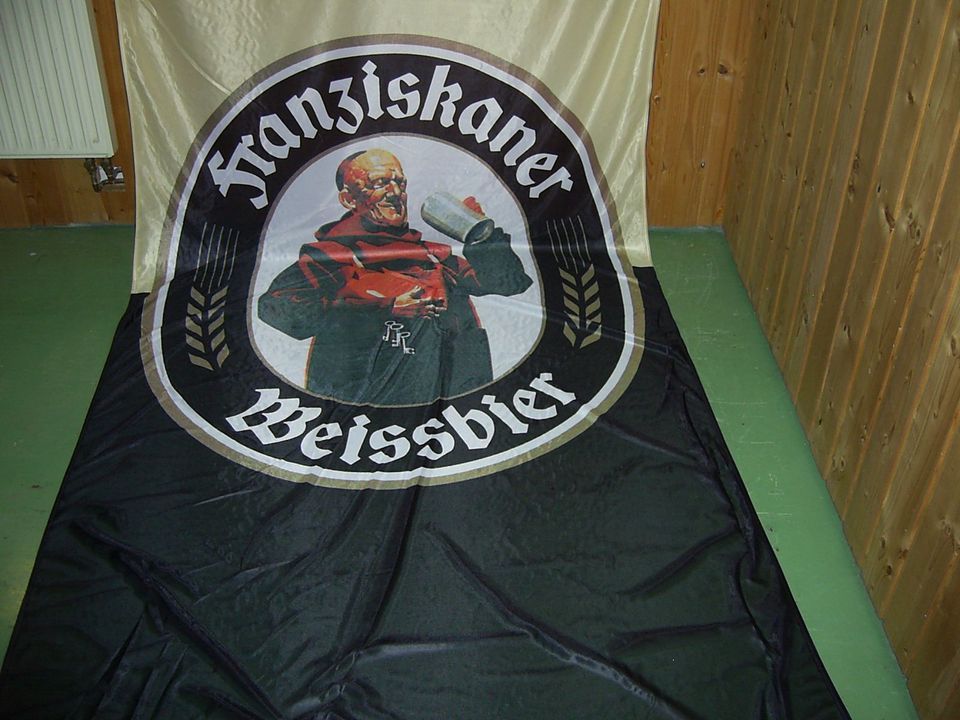 2 Franziskaner Mönch München Brauerei Banner Fahne Grillfest in Memmingen