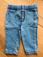 Neuwertige Baby Jeans von Tchibo Gr. 62/68 Nordrhein-Westfalen - Wenden Vorschau