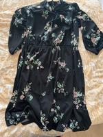 Kleid mit Blumen Bayern - Zirndorf Vorschau