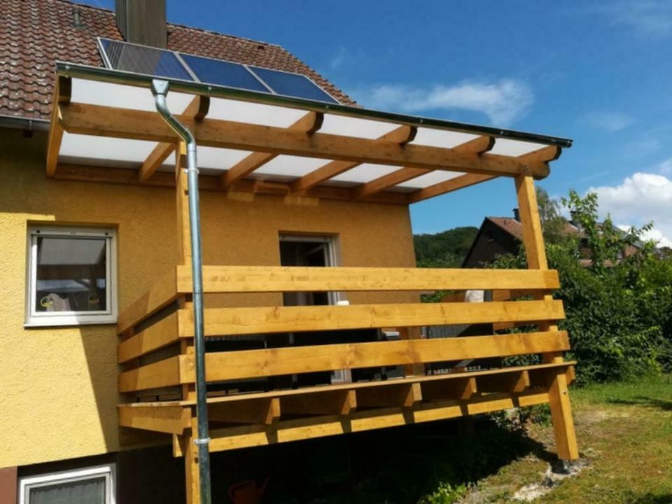 Balkon mit Terrassenüberdachung Kaltwintergarten Holz mit Montage in Bergisch Gladbach