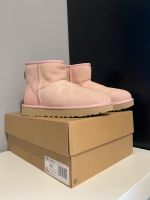 UGG Classic Mini 2 Damen Stiefeletten Rosa EU 36 Niedersachsen - Buchholz in der Nordheide Vorschau