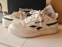 Damen Sneaker Reebok Club C Double Revenge Gr 42 weiß schwarz Bielefeld - Sennestadt Vorschau