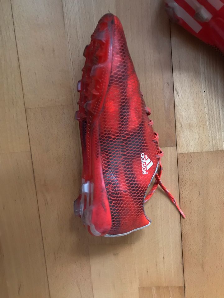Adidas adizero Fußballschuhe 38 in München