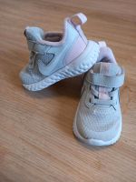 Nike Sneaker Gr. 21 grau rosa Nordrhein-Westfalen - Rietberg Vorschau