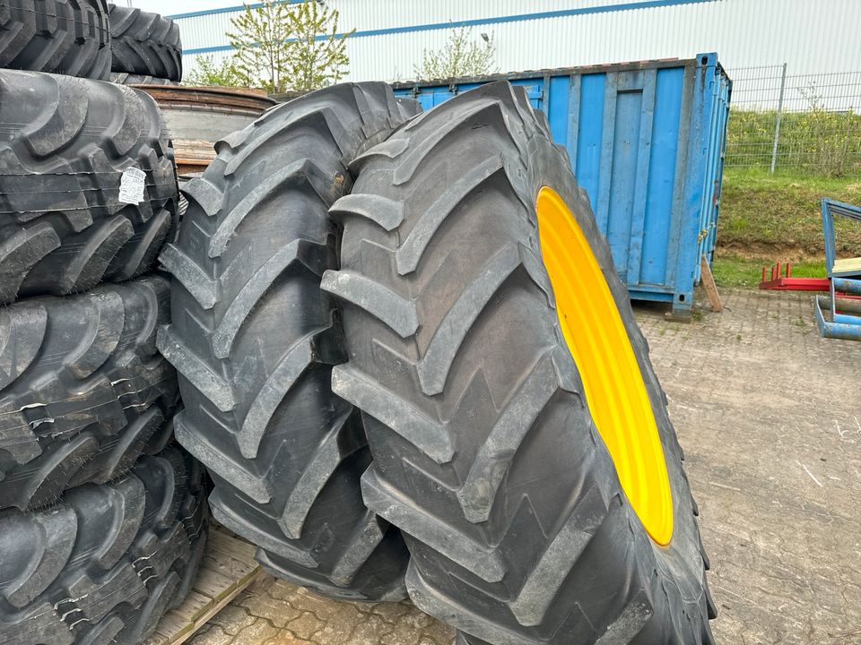 Räder John Deere 520/85R46 Michelin in Neubrandenburg