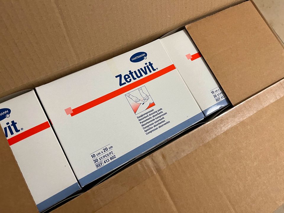 Zetuvit 10 x 20 cm- Saugkompressen (abgelaufen) in Ebelsbach