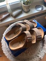 Birkenstocks Arizona (Zweiriemer), Farbe Mocca, Größe 39 Berlin - Charlottenburg Vorschau