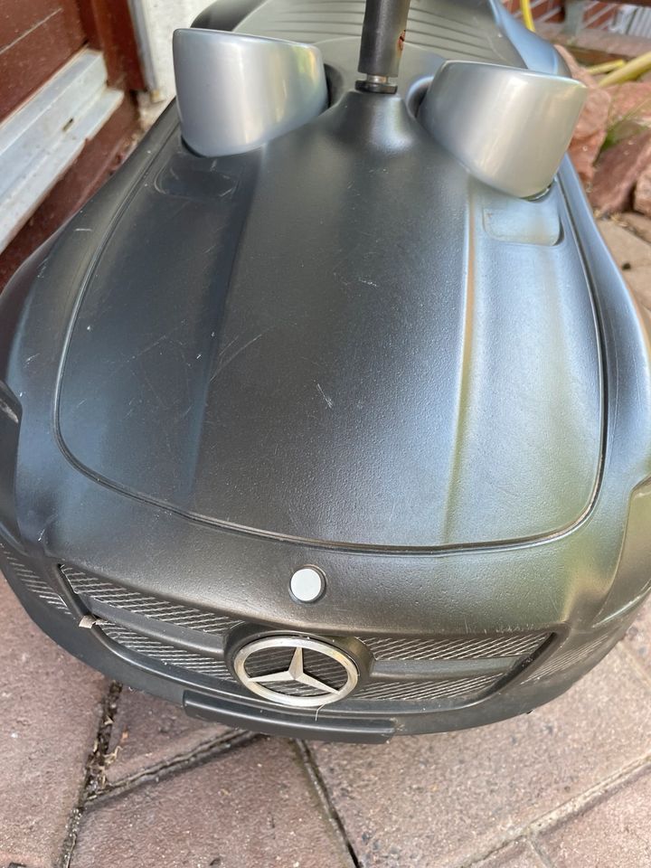 Rutscheauto Mercedes AMG in Seligenstadt