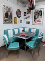 Diner Möbel Komplette Sitzgruppe 3 Stühle Tisch & Eckbank Retro Nordrhein-Westfalen - Mülheim (Ruhr) Vorschau