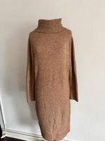 Rollkragen Kleid Walle - Handelshäfen Vorschau