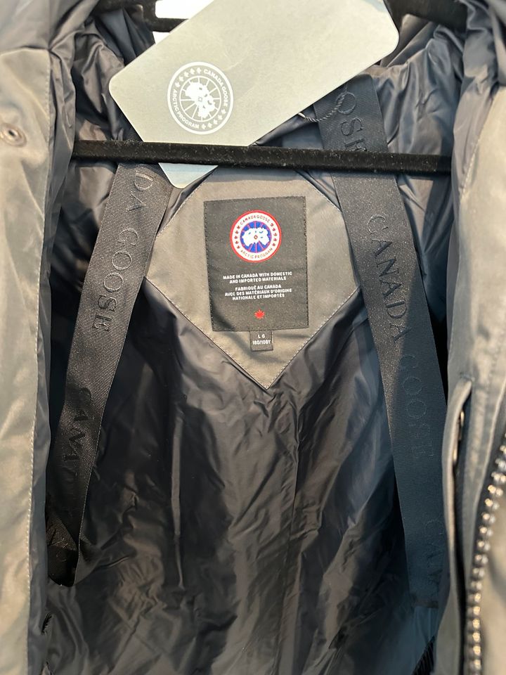 Canada Goose Maximilian Daunenparka grau L NEU OVP in Höhenkirchen-Siegertsbrunn