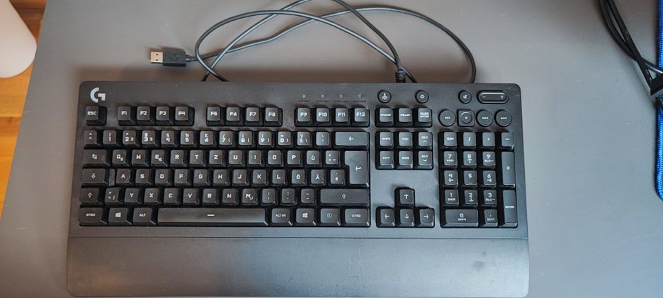 Logitech G213 Tastatur in Braunschweig