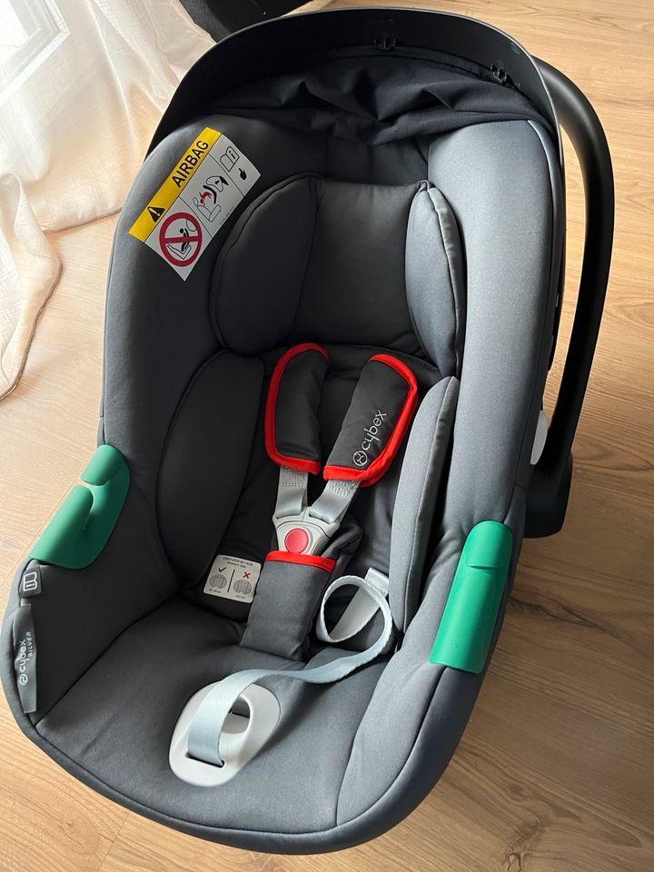 Cybex Babyschale in Hirschaid