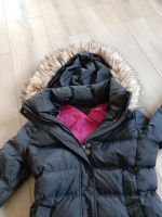 Tommy hilfiger Daunenjacke Winterjacke Jacke blau Gr. S Niedersachsen - Steyerberg Vorschau