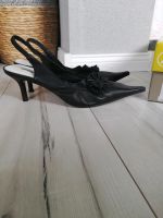 Bronx Slingpumps Pumps spitz schwarz Leder 38 vintage y2k Baden-Württemberg - Plochingen Vorschau