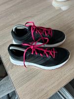 Adidas Schuhe in Gr. 38 2/3 Bayern - Niederwerrn Vorschau