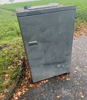 Müllbox Müllcontainer zu verschenken Frankfurt am Main - Nieder-Eschbach Vorschau