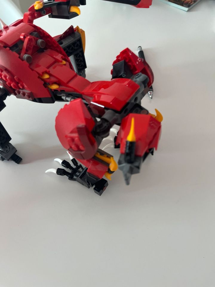 Lego Ninjago roter Drache in Wülfrath